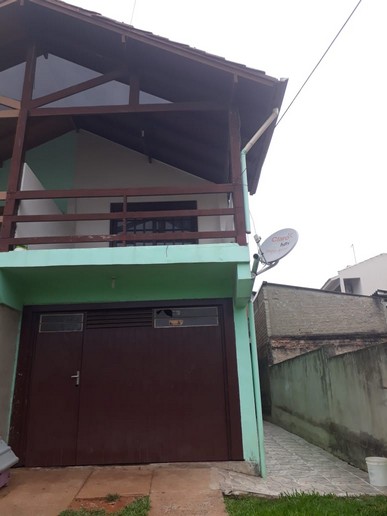 Casa 03 dorm. Padre Reus